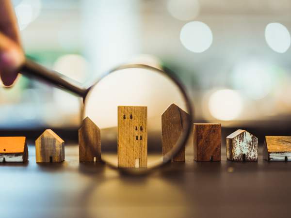 Düsseldorfer Immobilienmesse - shutterstock/Zoran Pucarevic
