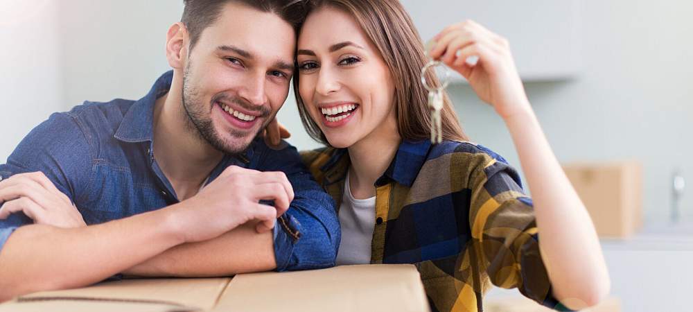 <p>Ein Paar zieht um</p> 
- © Shutterstock