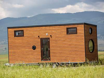 Tiny House Holz - Shutterstock