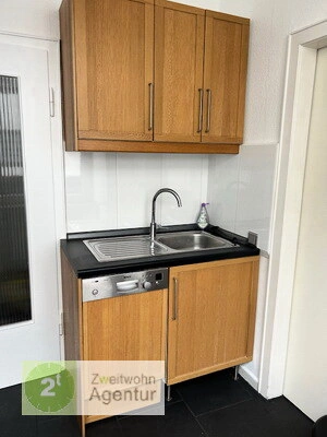 Modern möblierte 2-Zimmer-Wohnung mit Garage Düsseldorf-Zentrum, Wagnerstr. - Photo 3