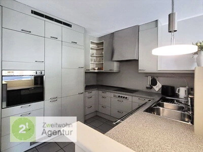Großzügige 2-Zimmer-Wohnung mit Internet in guter Lage, Düsseldorf-Düsseltal, Humboldtstr. - Photo 5
