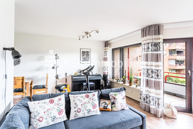 133250 Wohnzimmer