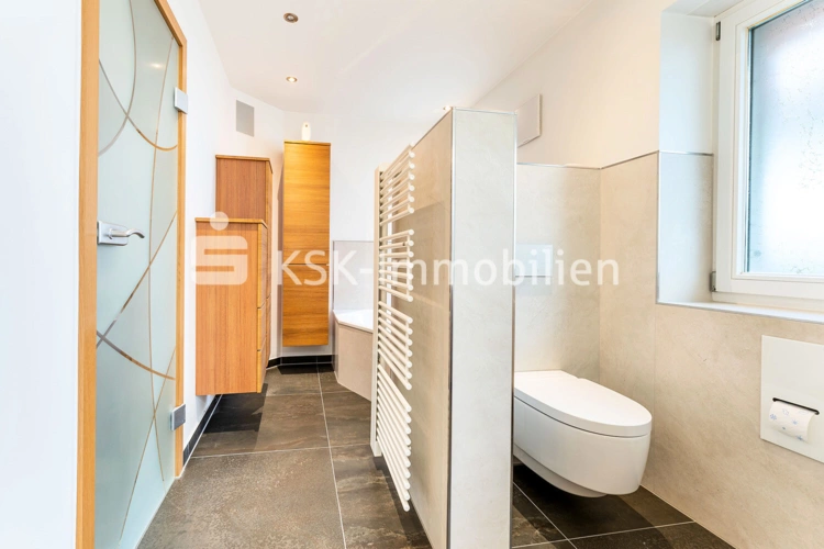 127033 Zimmer Erdgeschoss