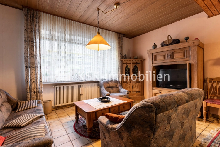 107067 Wohn- und Esszimmer Erdgeschoss