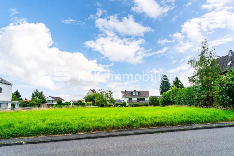 135438 Grundstücksfoto