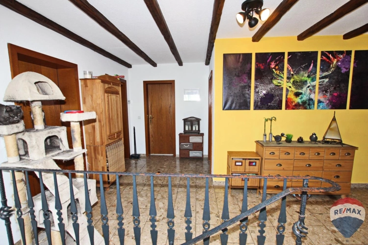 https://www.immobilienscout24.de/expose/154582410#/