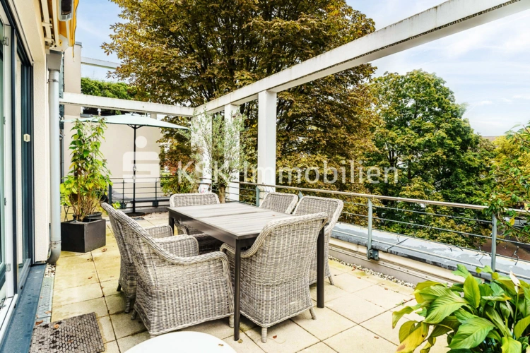 132095 Balkon 3. Obergeschoss