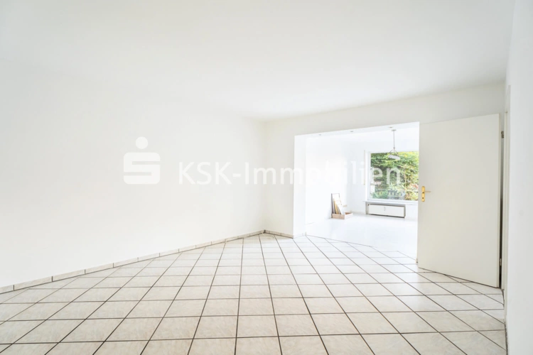 142095 Wohnzimmer