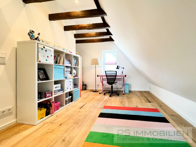 Kinderzimmer mit Bad