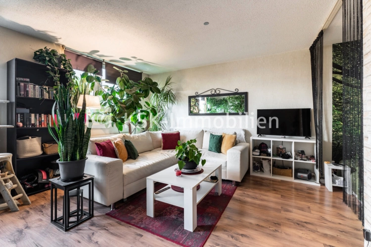 142178 Wohnzimmer