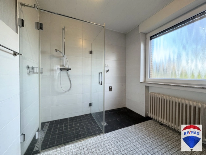Badezimmer EG