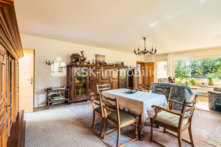 136097 Erdgeschoss Wohnzimmer