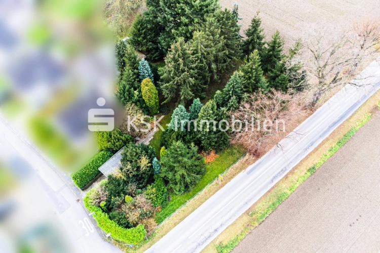 144349 Grundstück