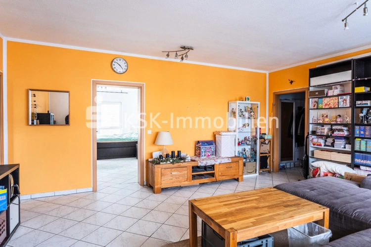 143138 Wohnzimmer