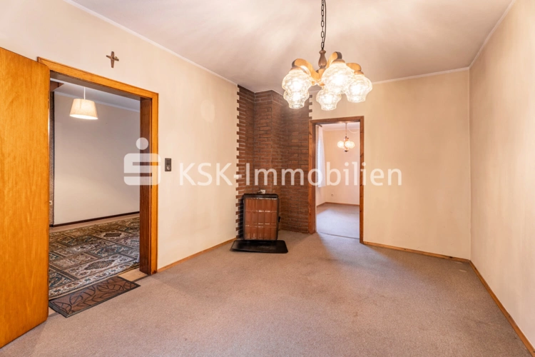 145897 Zimmer Erdgeschoss