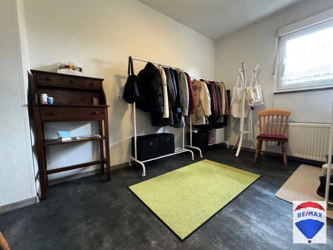 Büro EG