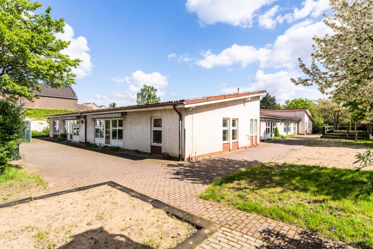 124884 Außenansicht