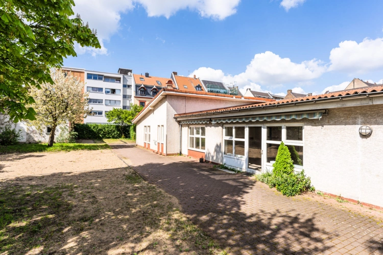 124884 Außenansicht