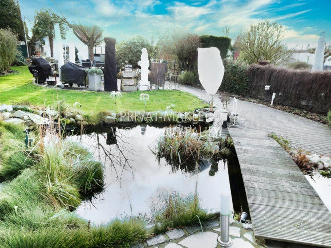 Teich am Haus