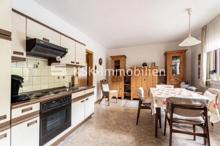 139785 Küche Erdgeschoss Haus rechts