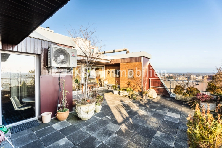 141787 Dachterrasse