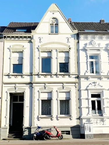 Straßenansicht