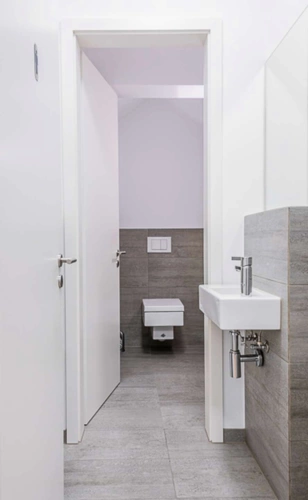 moderne Toiletten