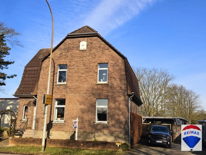 Hausansicht vorne