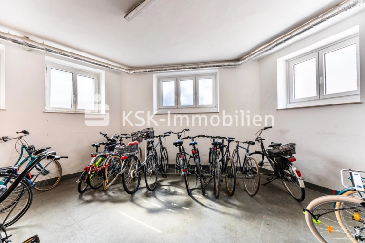 149660 Fahrradraum