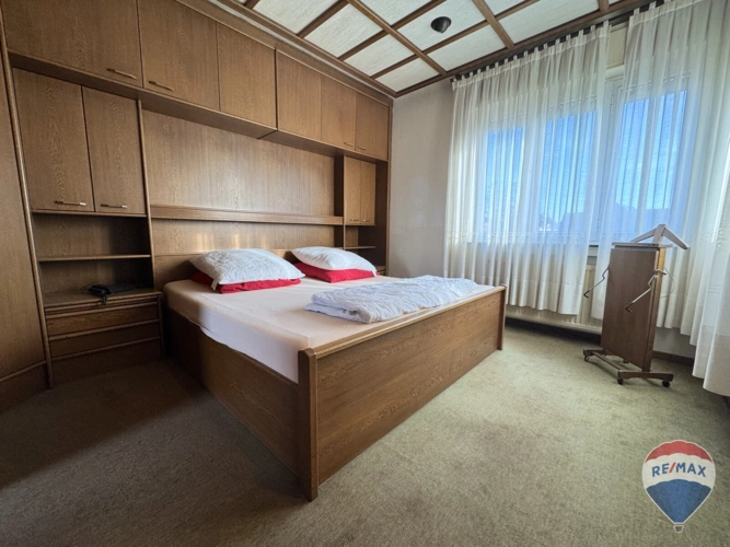 Schlafzimmer 2 OG