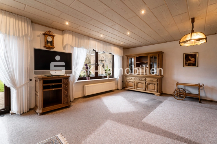 144643 Wohnzimmer Erdgeschoss
