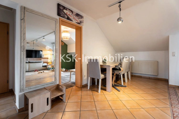 149648 Wohn- und Esszimmer