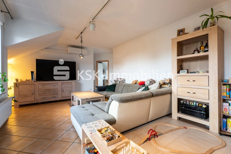149648 Wohn- und Esszimmer