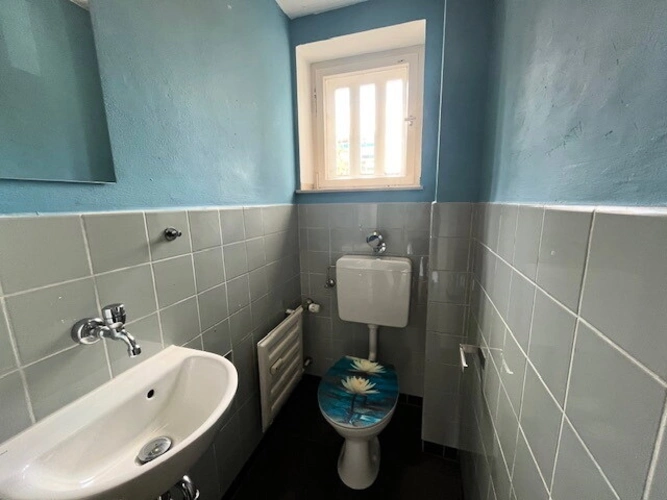 WC