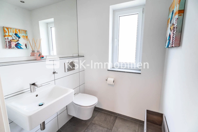 130851 Gäste WC Erdgeschoss