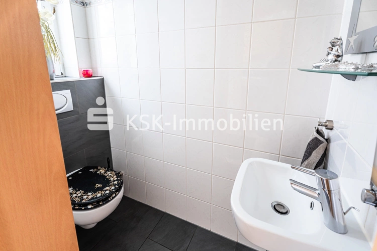 146111 Zimmer Obergeschoss