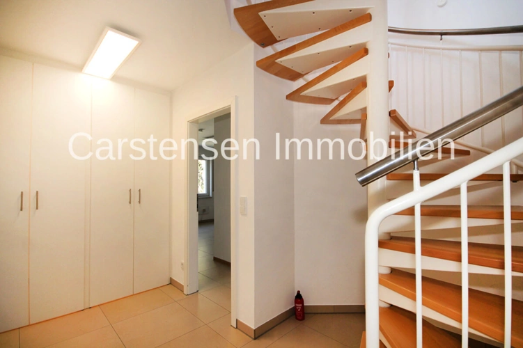 Treppe ins 3. OG