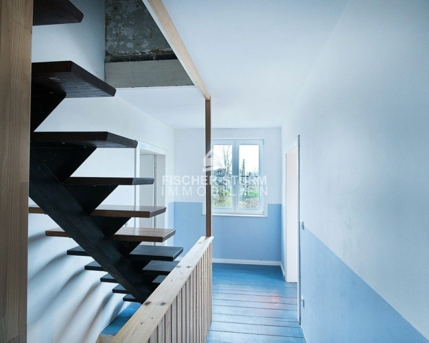 Treppe zum Dachgeschoss