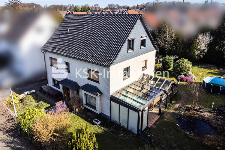https://www.ksk-immobilien.de/immobilien/ihre-neue-kapitalanlage-vermietetes-3-parteien-haus-in-siegburg-braschoss-139214/