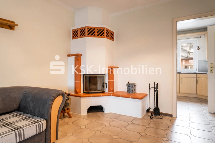 151558 Kamin