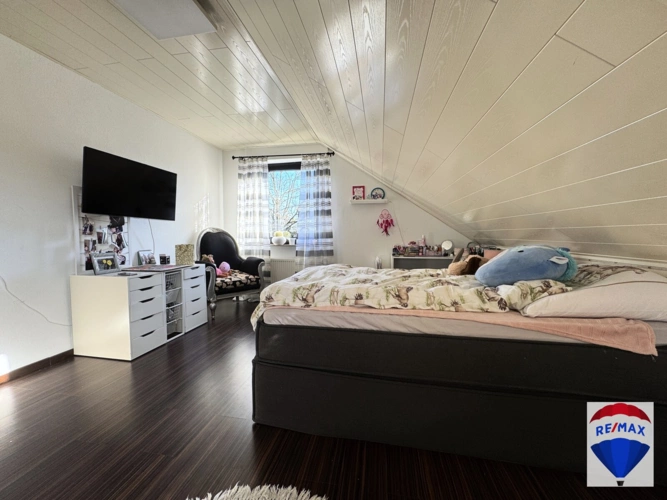 Schlafzimmer 2 OG