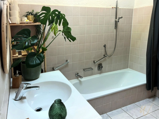 9 - Badezimmer