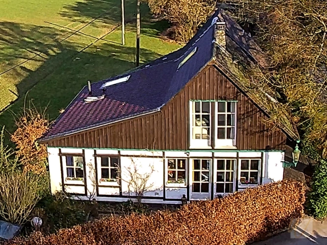 1 - Straßenansicht