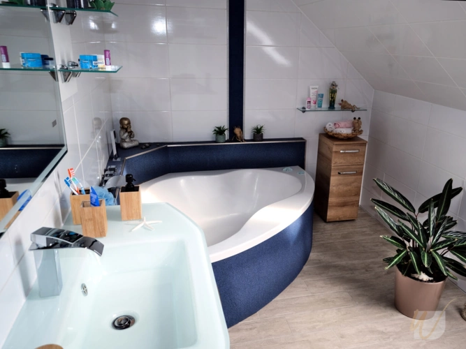 8- Badezimmer OG Haus 1