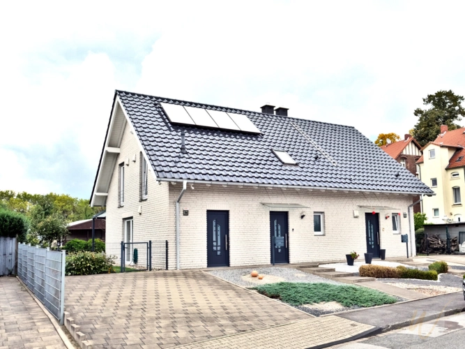 14 - Straßenansicht