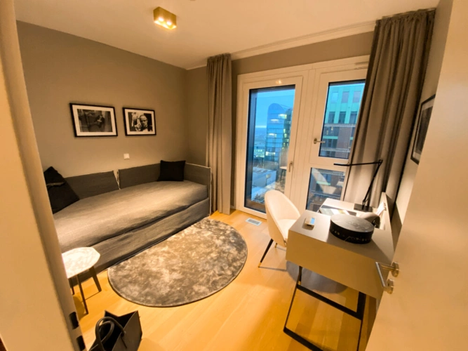 Zimmer/Büro