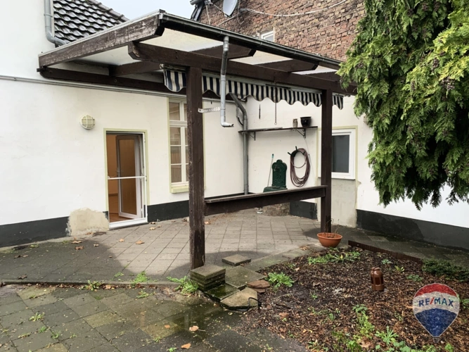 Terrasse EG links