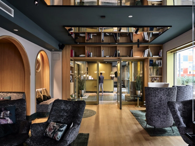 Win Win Club Lounge