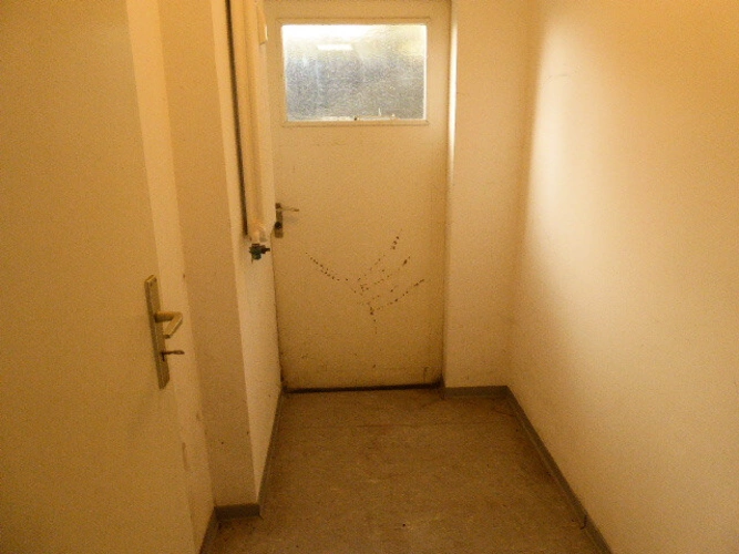 Keller-Ausgang Hof