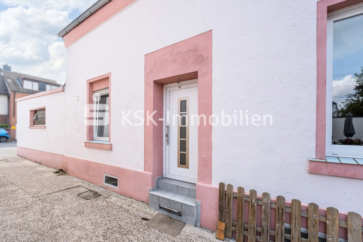 137792 Seitenansicht Mittelhaus Nr. 12